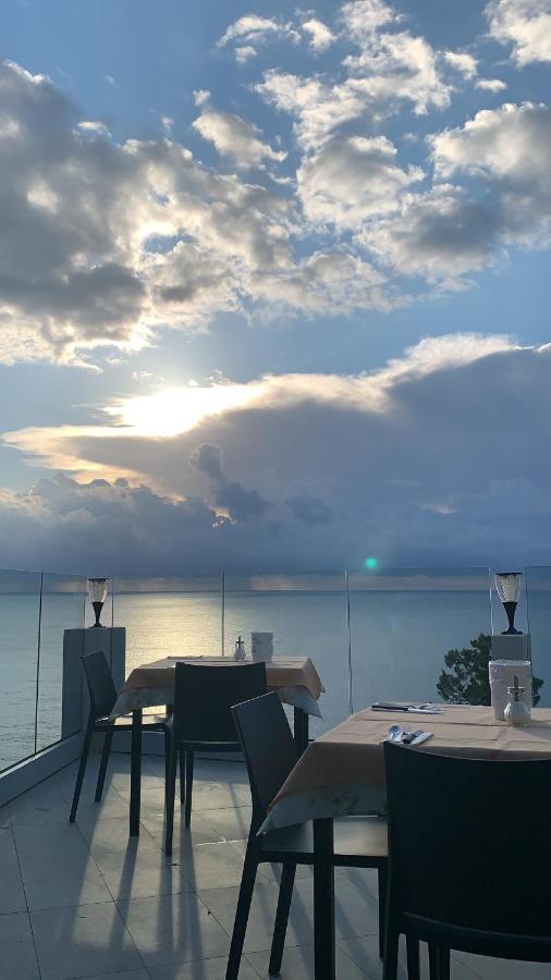 L'oasi Hotel 3*